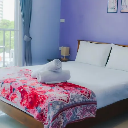 Patamnak Beach Guesthouse